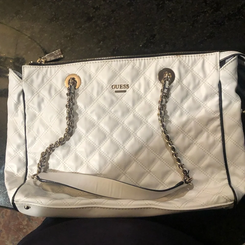 Purse - Picture 1 of 2